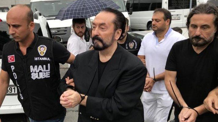 Adnan Oktar suç örgütüne operasyon: Çok sayıda gözaltı var