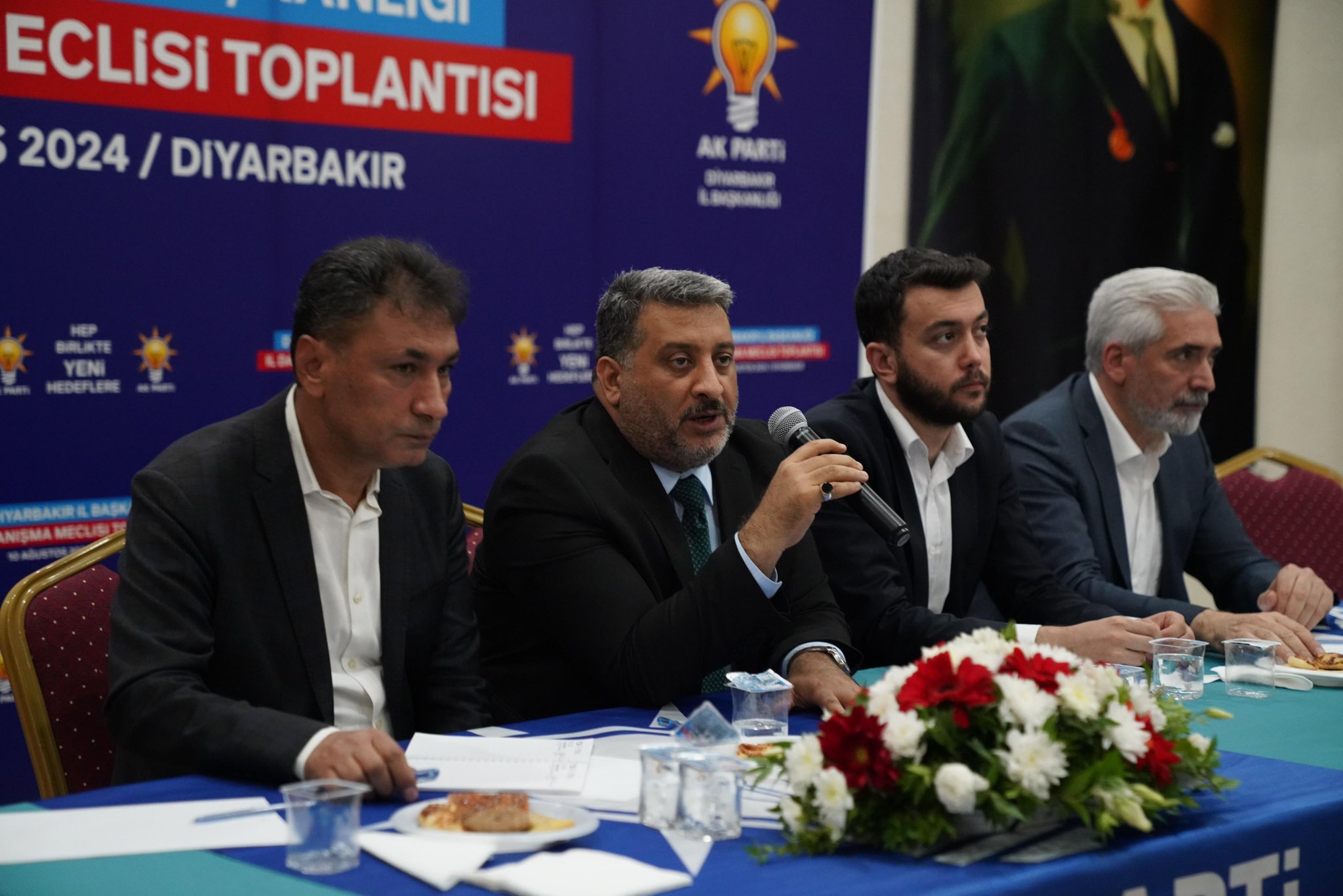 Ak Parti İl Başkanı Raşit Ocak “Aşk ile Koşan Yorulmaz”