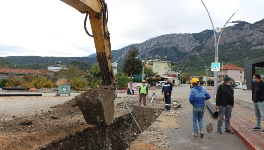 ANTALYA BÜYÜKŞEHİR BELEDİYESİ ALT YAPI ÇALIŞMASINI SÜRDÜRÜYOR