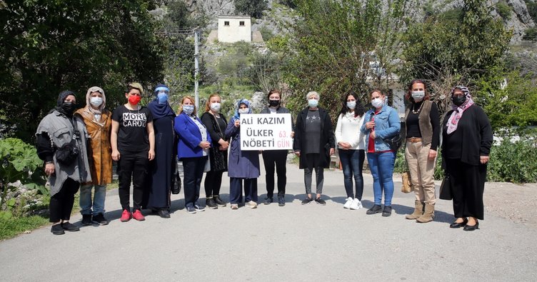 'Benim yüreğim yandı, başka annelerin yüreği yanmasın' diye 68 gündür nöbet tutuyor