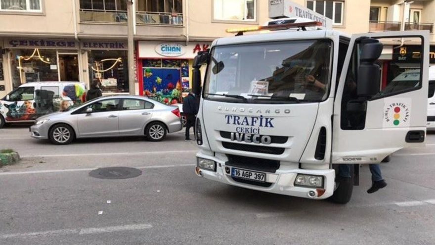 Bursa’da feci kaza, çekiciyle motosiklete çarptı