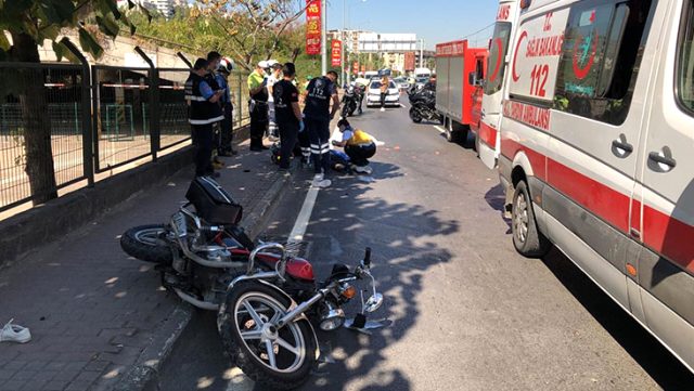 Bursa'da kamyonet motosiklete çarptı, bir aile yok oldu