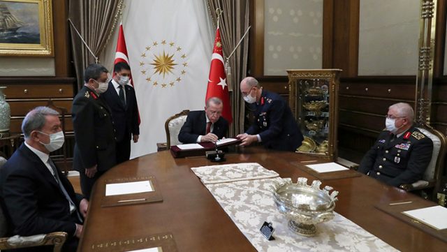 Cumhurbaşkanı Erdoğan, Yüksek Askeri Şura kararlarını onayladı