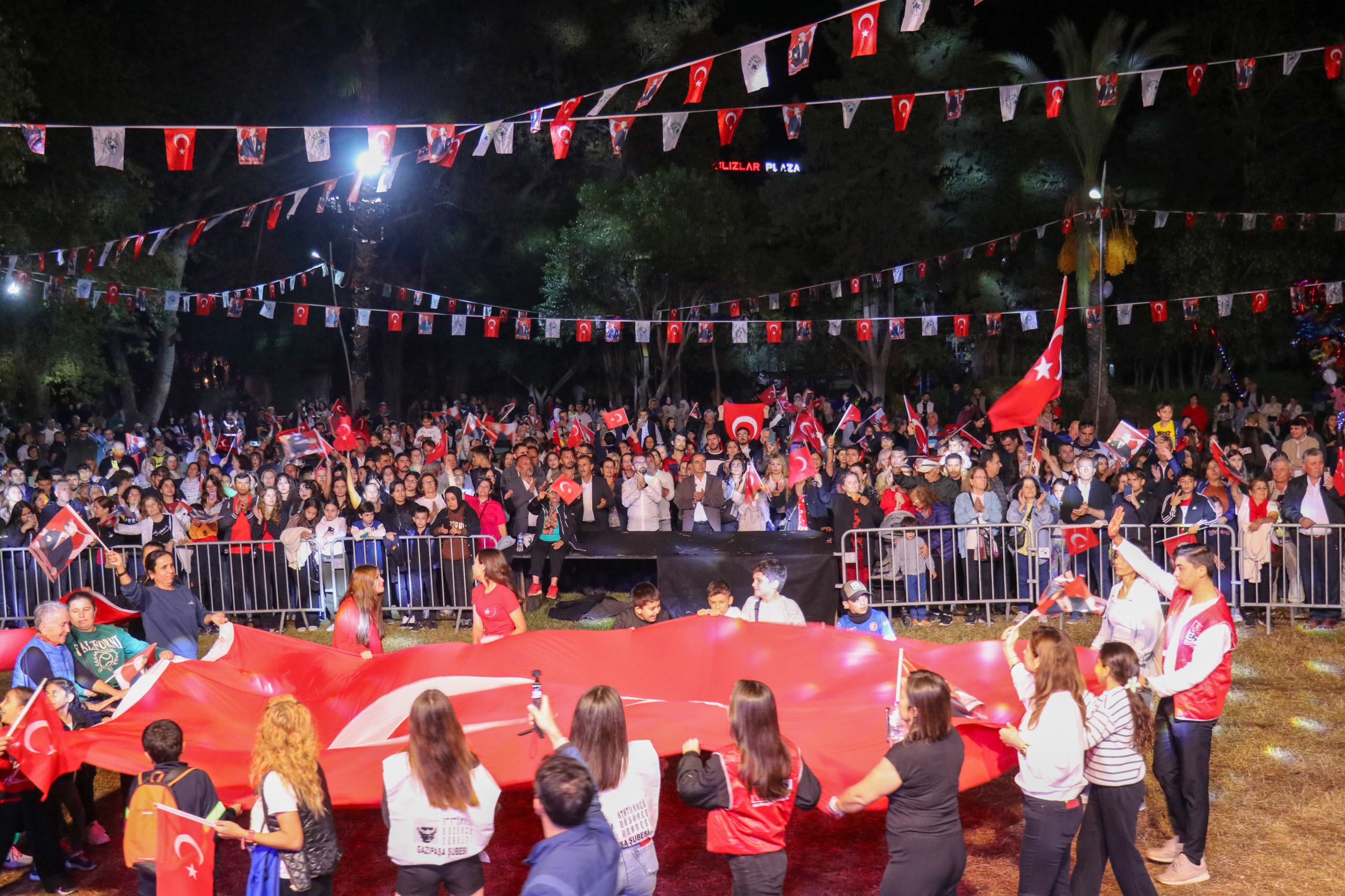 Gazipaşada Cumhuriyet Bayramı Coşkuyla Kutlandı