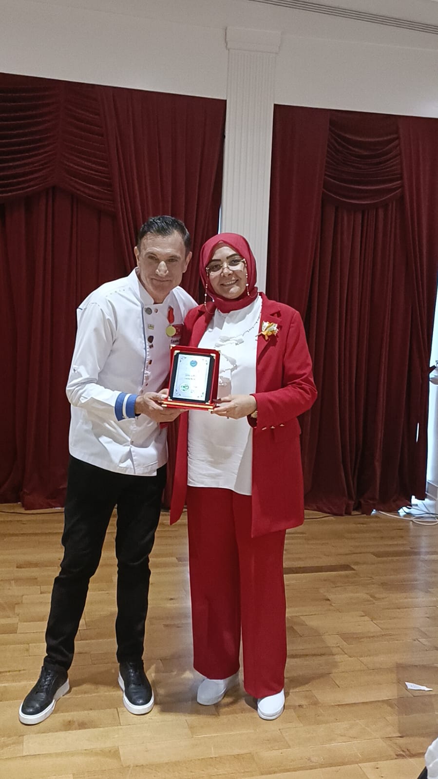 İÇAN, TABBİR, DJB KADIN KOLLARI GENEL BAŞKANI  NUR DELİCE,  "YILIN ANNESİ" SEÇİLDİ