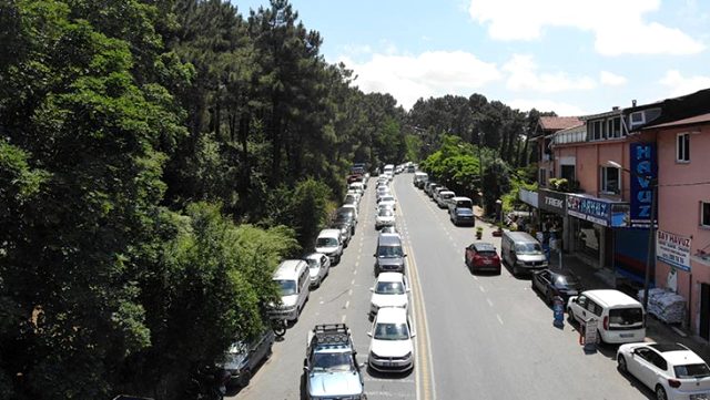 İstanbul'da piknik kuyruğu