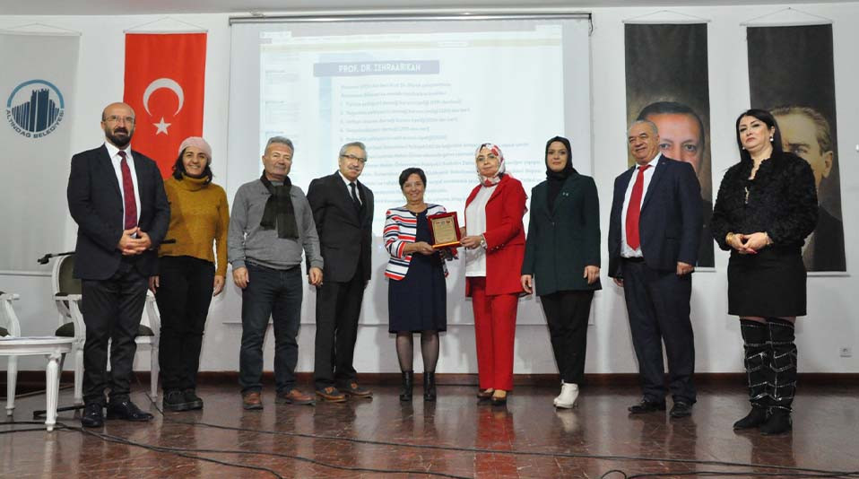 Kadın Kolları Genel Başkanı Nur Delice’den Bilime Destek: Görkemli Ödül Töreni