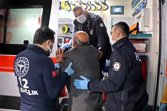 Polise 'bende korona varsa var' diyen alkollü şahısla imtihanı