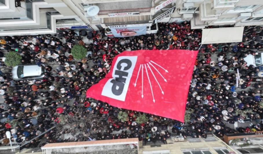 Türkiye Genelinde Ekrem İmamoğlu Protestoları: Binlerce Kişi Sokaklarda