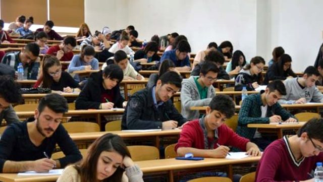 Üniversite sınavlarında ilk 80 bine girip madencilikle ilgili mühendislik bölümlerini seçenlere 2.104 TL'ye kadar burs verilecek