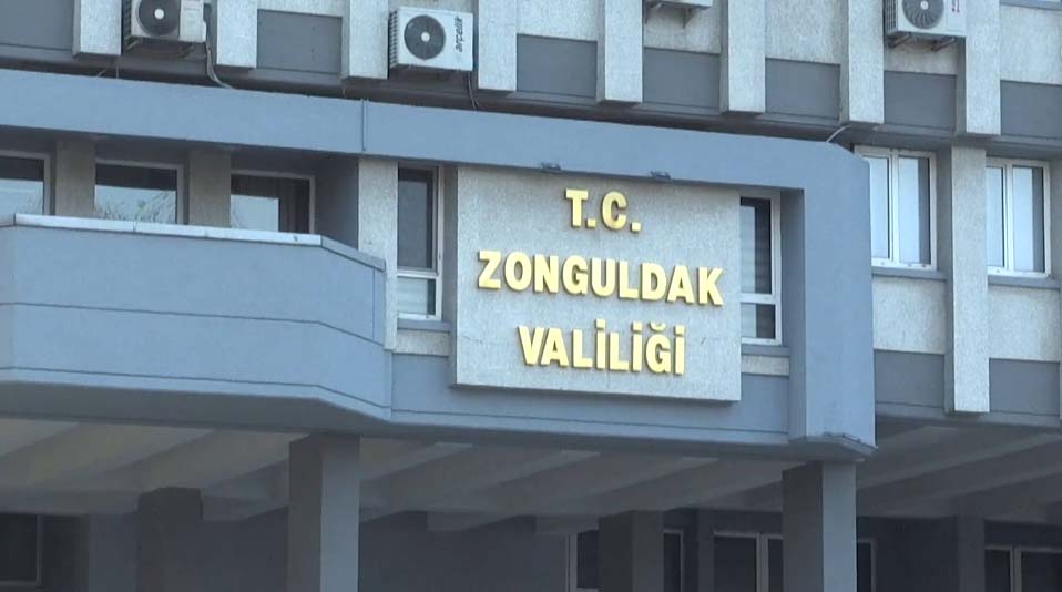 Zonguldak’ta Şok Olay: Veli Polis Zoru ile Milli Eğitim Müdürlüğü’nden Çıkartıldı