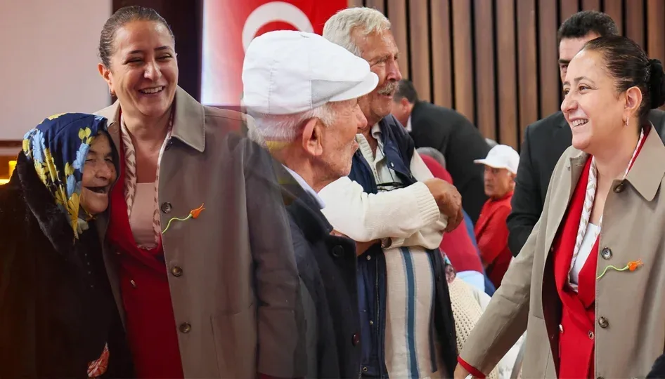 Burdur'da yaşlılar günü’nde yüzler güldü