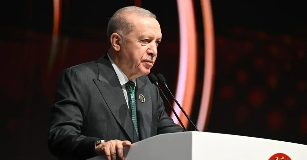Cumhurbaşkanı Erdoğan: Gençlerimizi tekno-oligarkların tahakkümüne bırakmayacağız