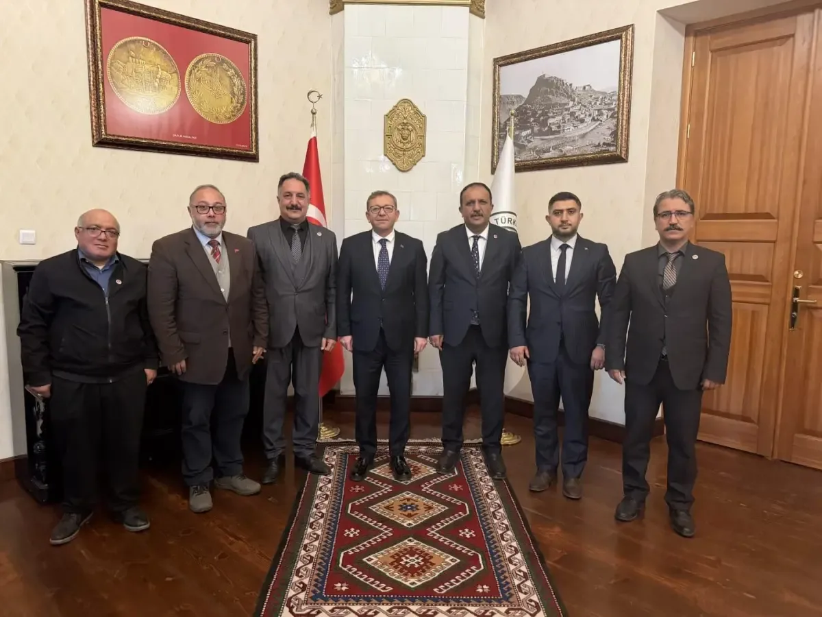 BBP Genel Başkan Yardımcısı Bulut, Kars Valisi Polat'ı ziyaret etti