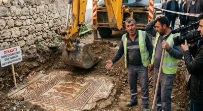 Altyapı kazısında mozaik bulundu