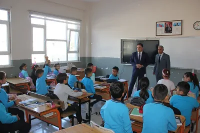 İl Millî Eğitim Müdürü Vasıf Munis, ŞAİKO YİBO öğrencileriyle buluştu