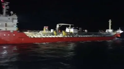 Çanakkale Boğazı'nda arızalanan gemi emniyetli bölgeye çekildi
